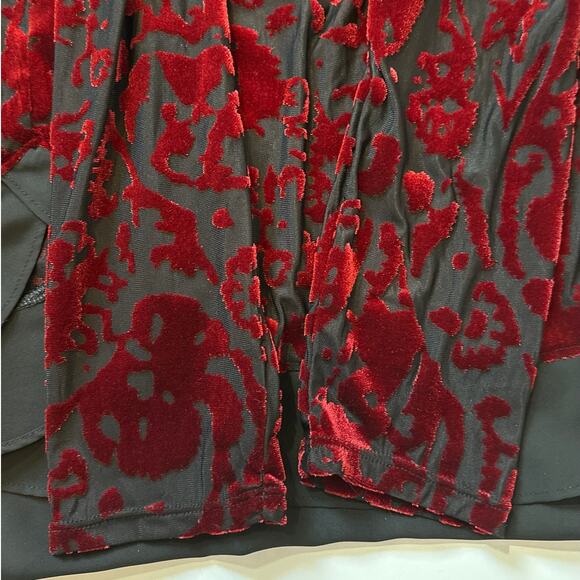 Simply Vera Vera Wang Velvet Burnout Long Sleeve Tunic Top Burgundy Black Size L - Picture 10 of 13